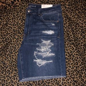 American Eagle Bermuda Shorts